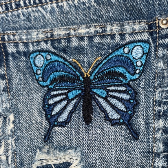Design Lab Lord & Taylor Blue Embroidered Jean Shorts - Picture 7 of 7